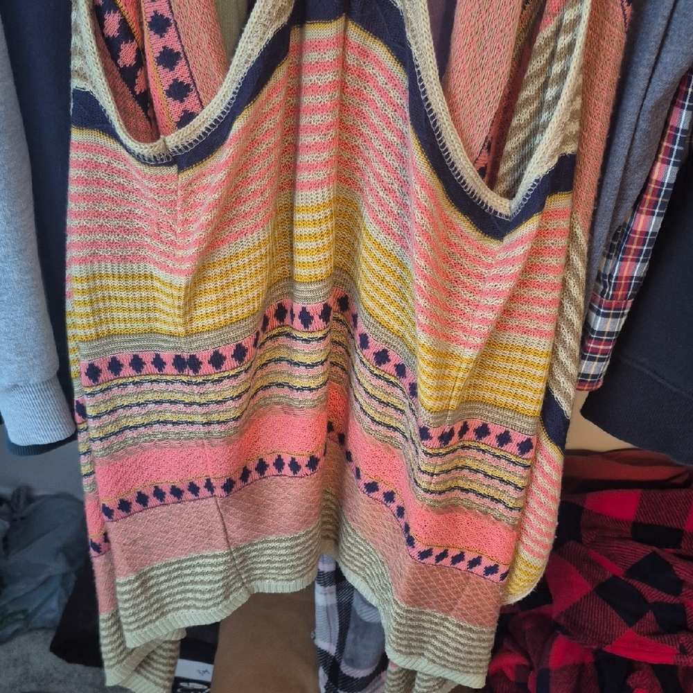 Blue Multicolor Patterned Vest - image 6